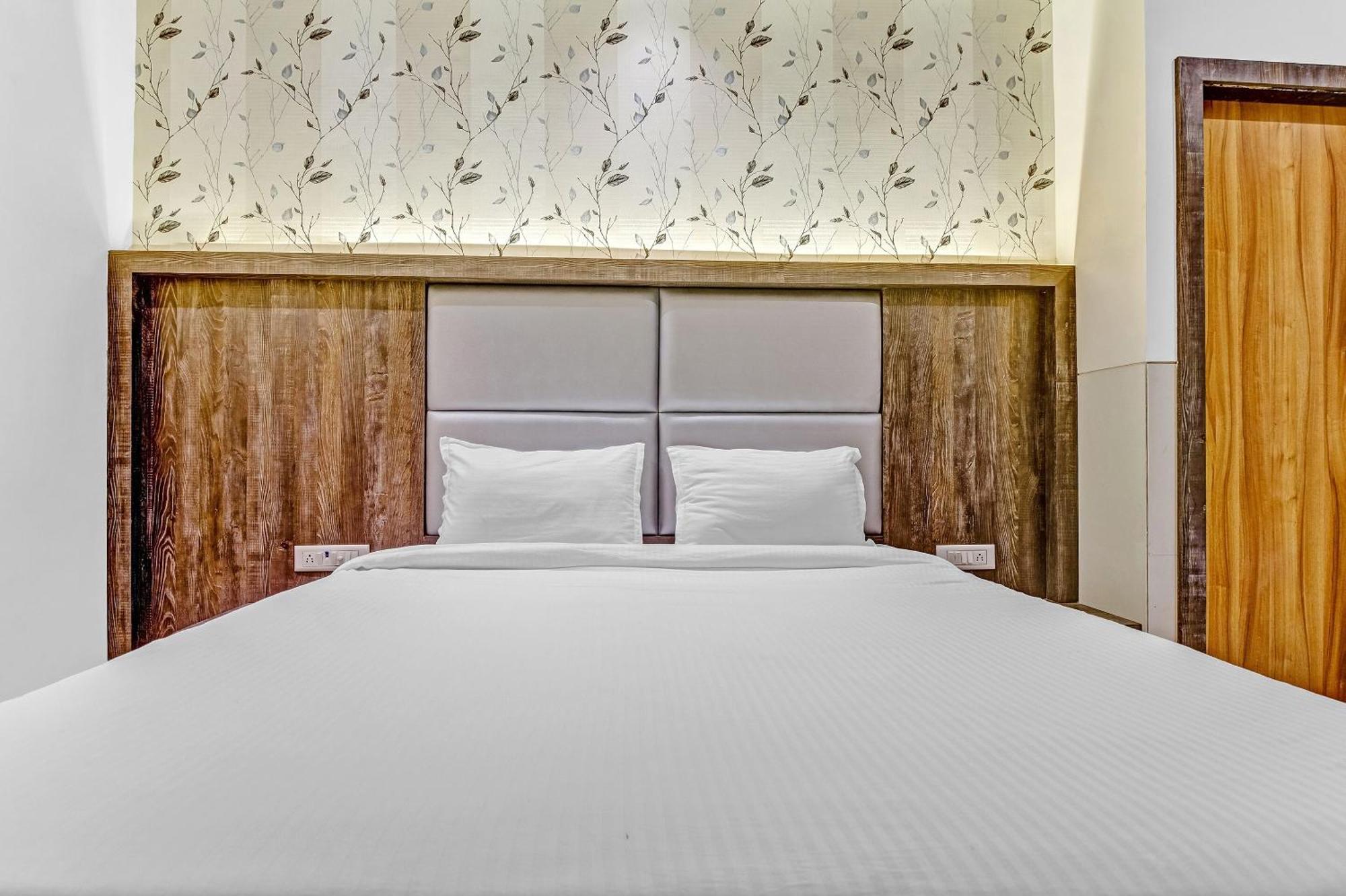 Collection O Shubharambh Lodging And Boarding Dombivli Ngoại thất bức ảnh